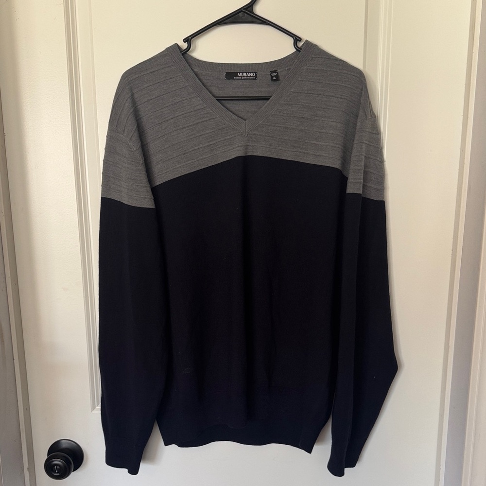 Murano V-Neck Sweater in Gray and Black